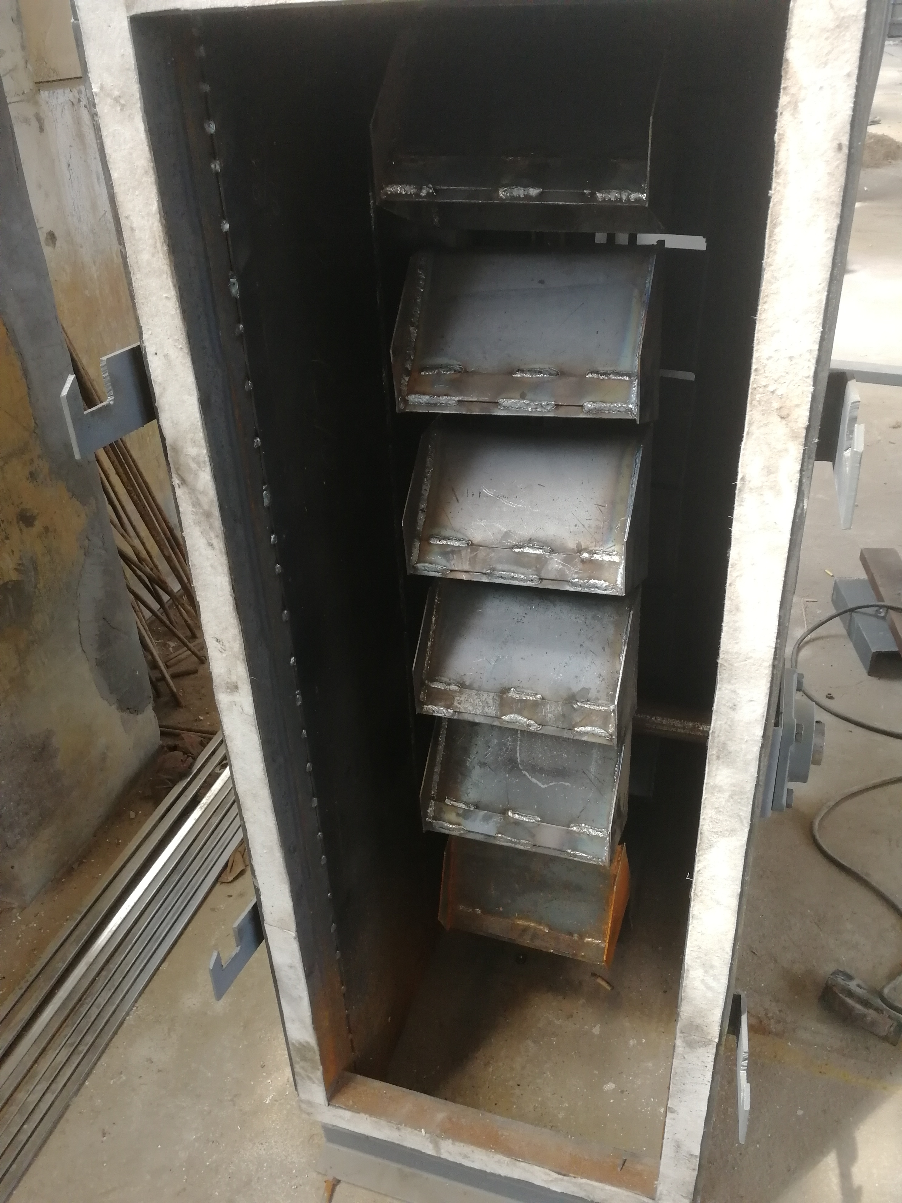 如何提高斗式提升機(jī)的產(chǎn)量